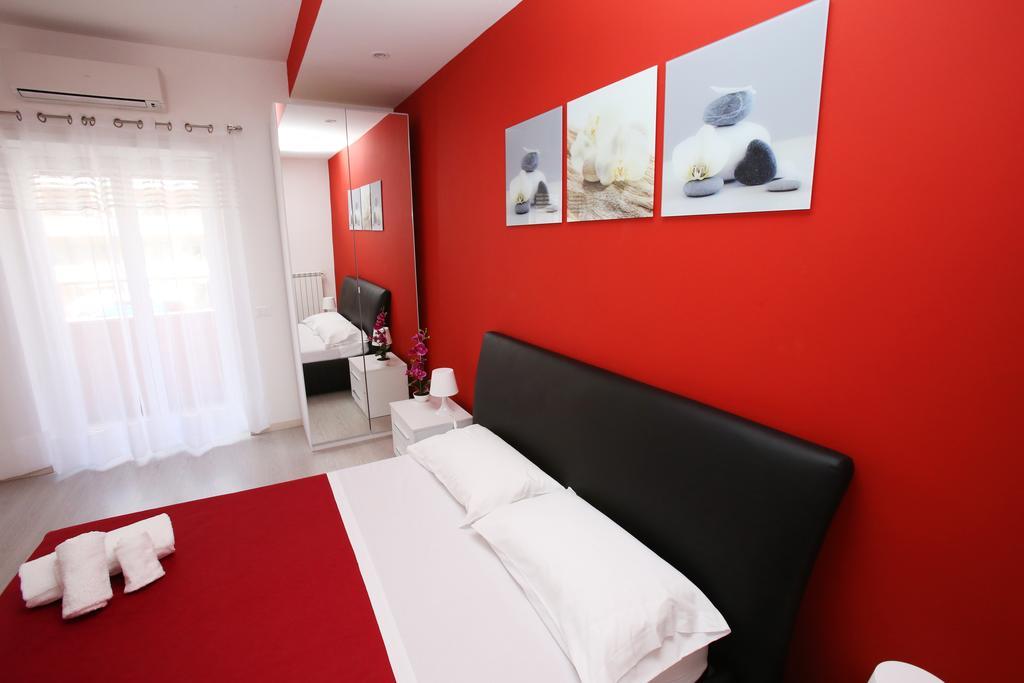 Iris Room Рим Екстер'єр фото